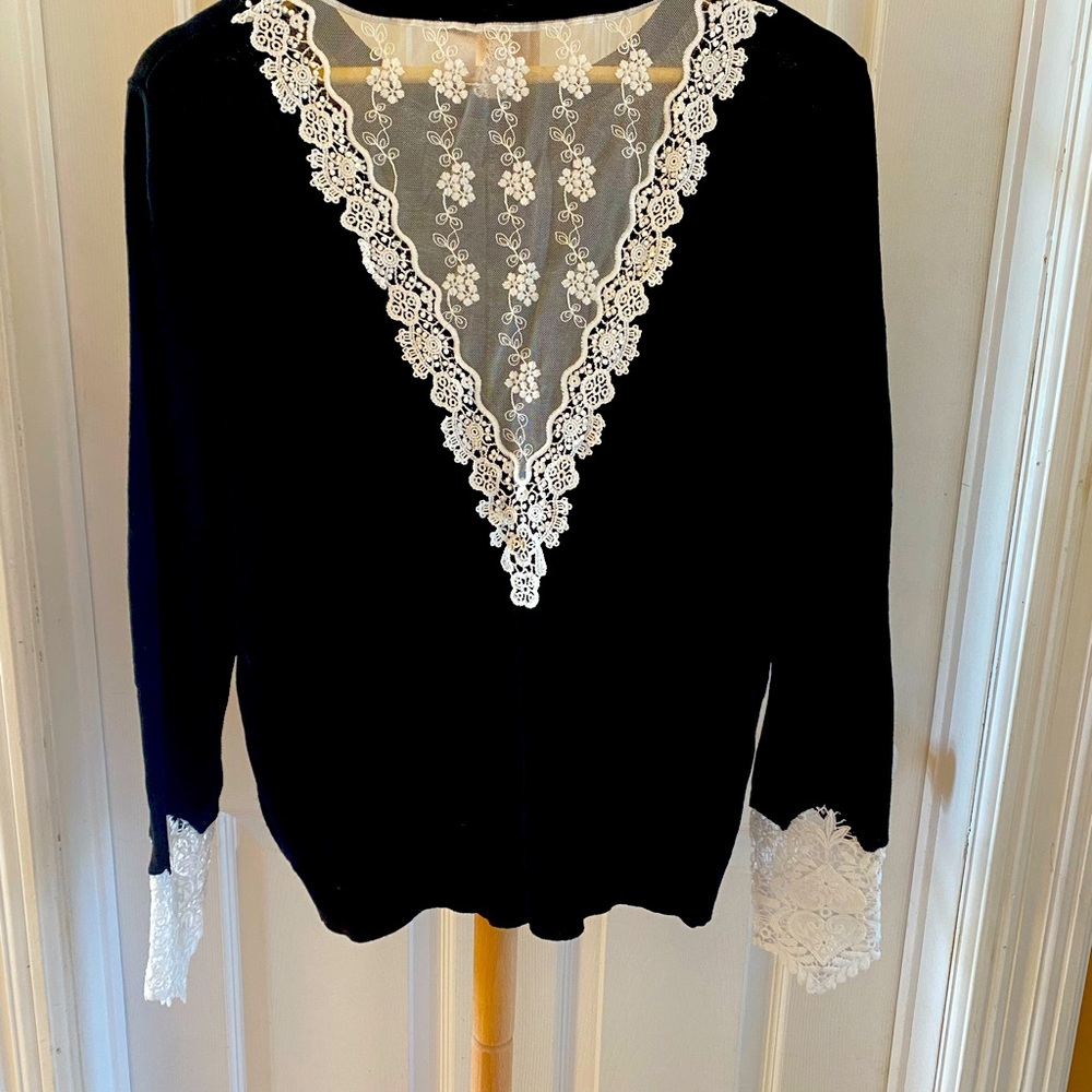 H&M Divided - lace back sweater
